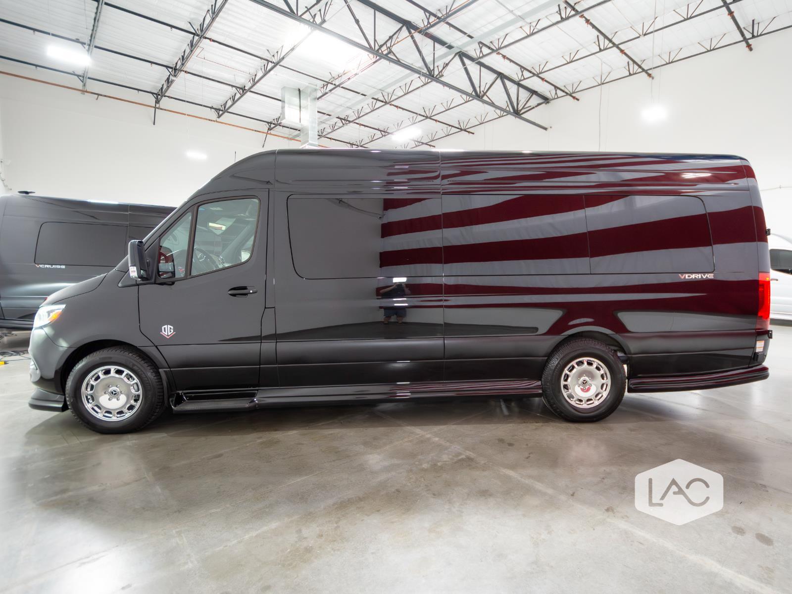 2024 Mercedes Benz Sprinter 3500 photo 24