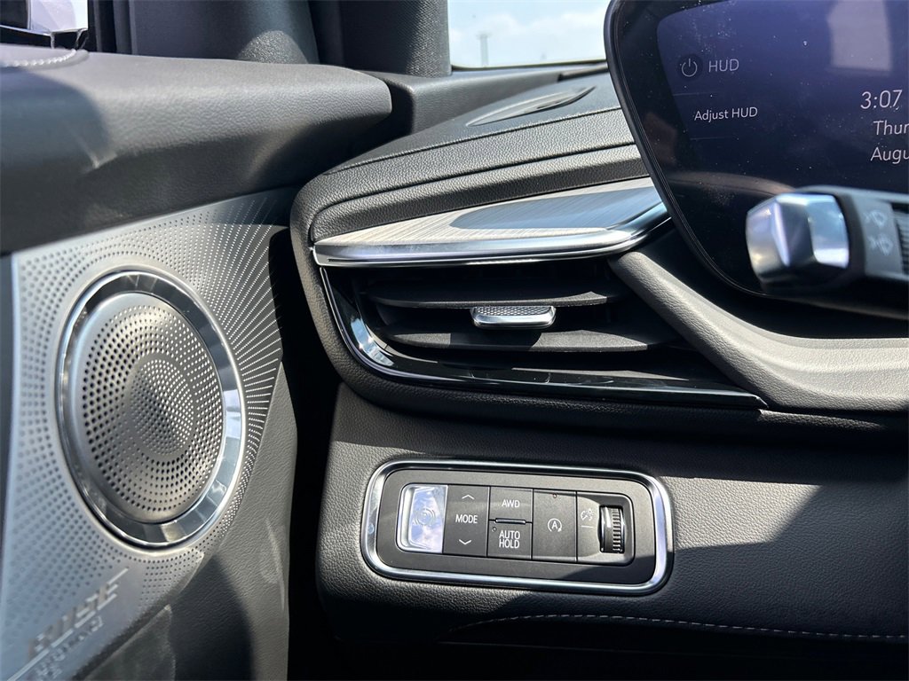 2026 Buick Enclave Avenir photo 18