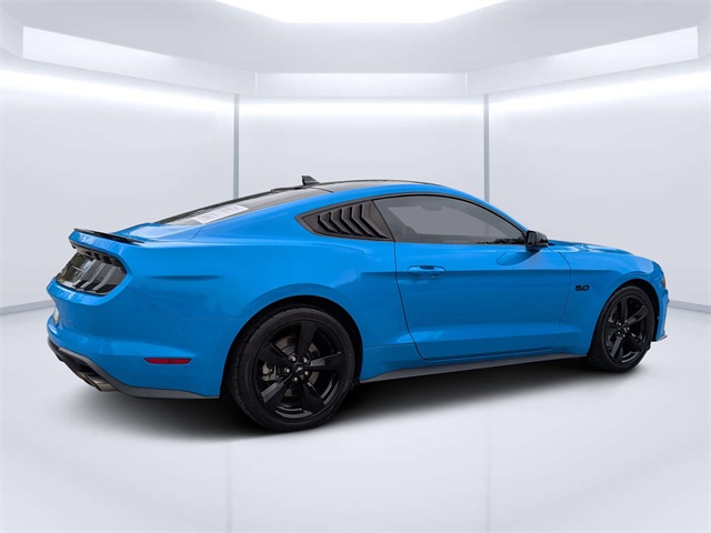 2022 Ford Mustang GT Premium photo 3