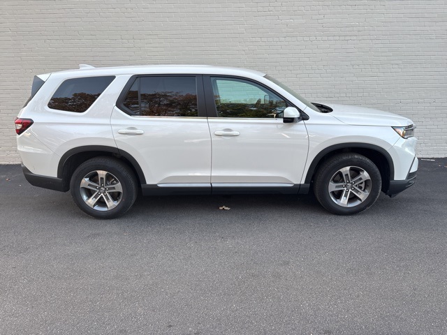 2025 Honda Pilot EX-L photo 2