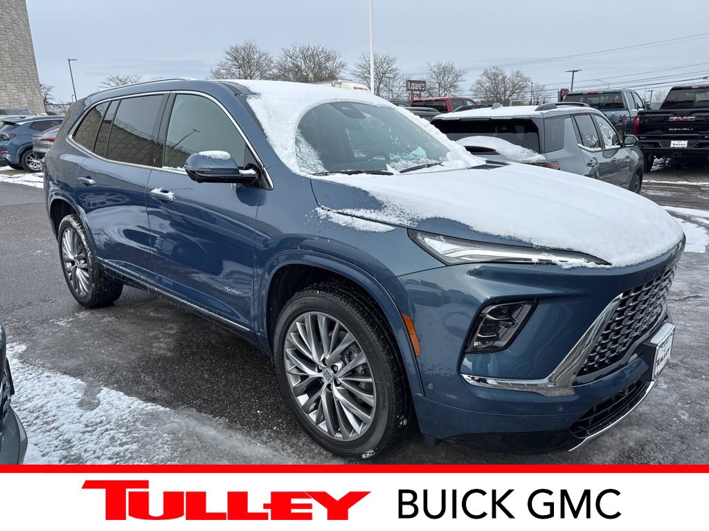 2026 Buick Enclave Avenir's photo