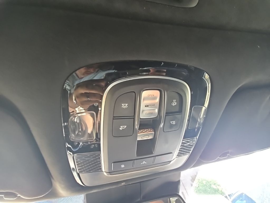 2020 Hyundai Palisade Limited photo 14