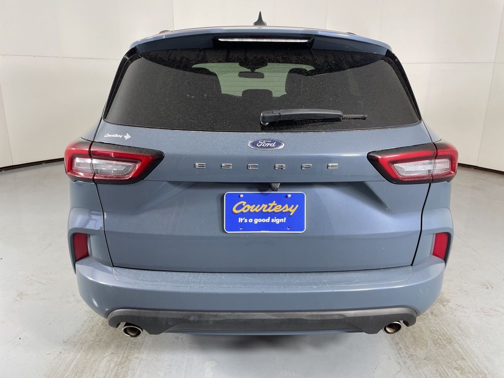 2023 Ford Escape ST-Line photo 8