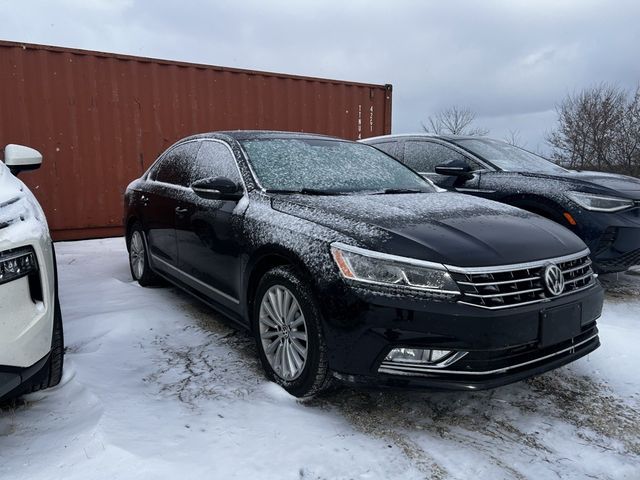 2017 Volkswagen Passat SE's photo