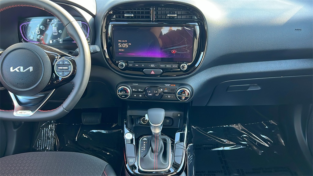 2025 Kia Soul GT-Line photo 13