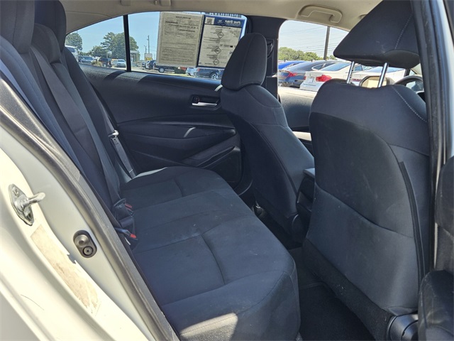 2021 Toyota Corolla LE photo 12