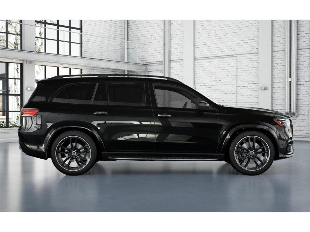 2026 Mercedes Benz GLS 580 4MATIC photo 2