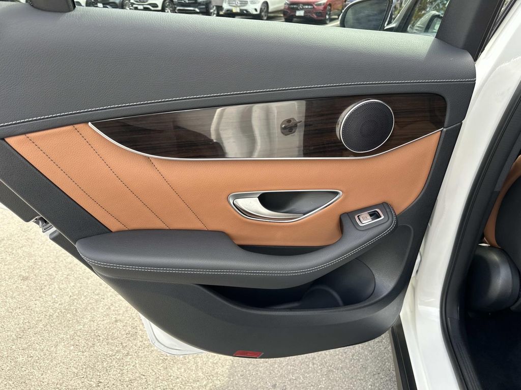 2022 Mercedes Benz GLC 300 Coupe photo 25