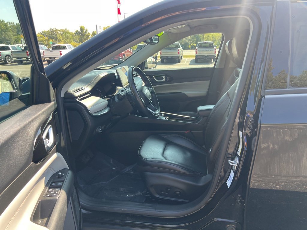 2022 Jeep Compass Limited photo 4