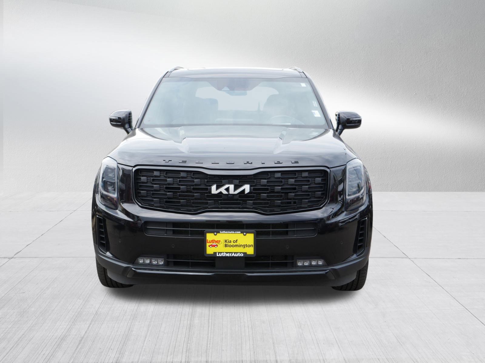 2022 Kia Telluride SX photo 2