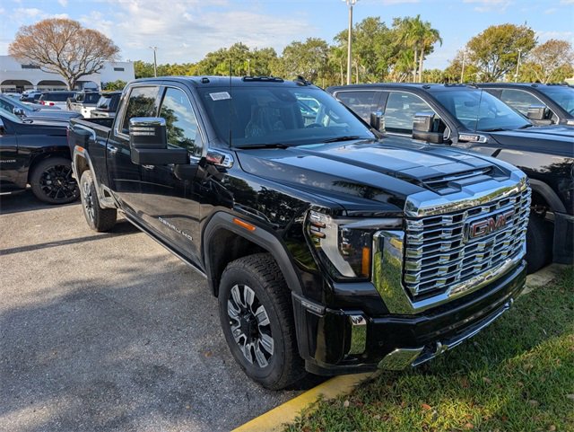 2025 Gmc Sierra 2500 HD Denali photo 2