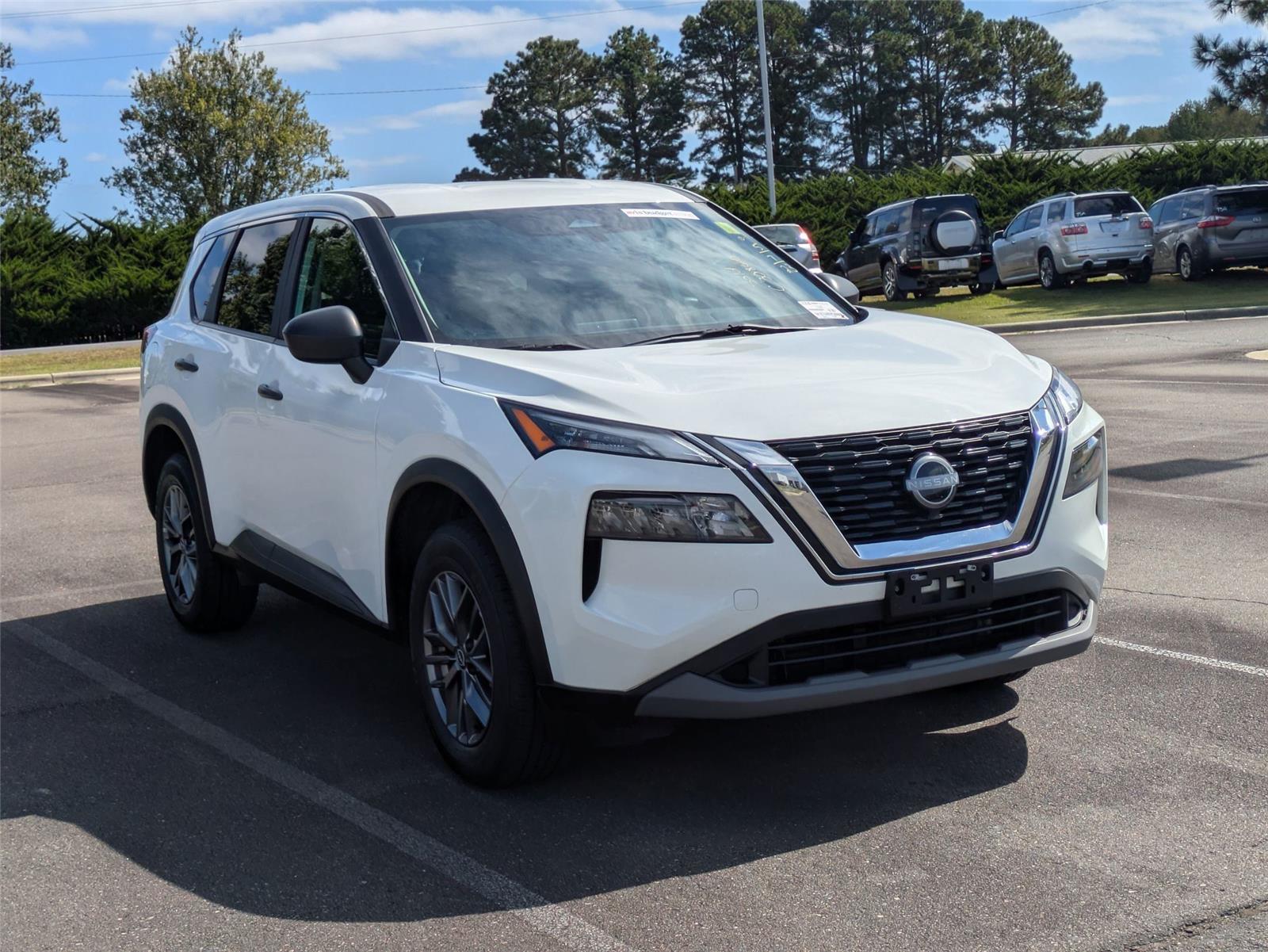 2023 Nissan Rogue S photo 3
