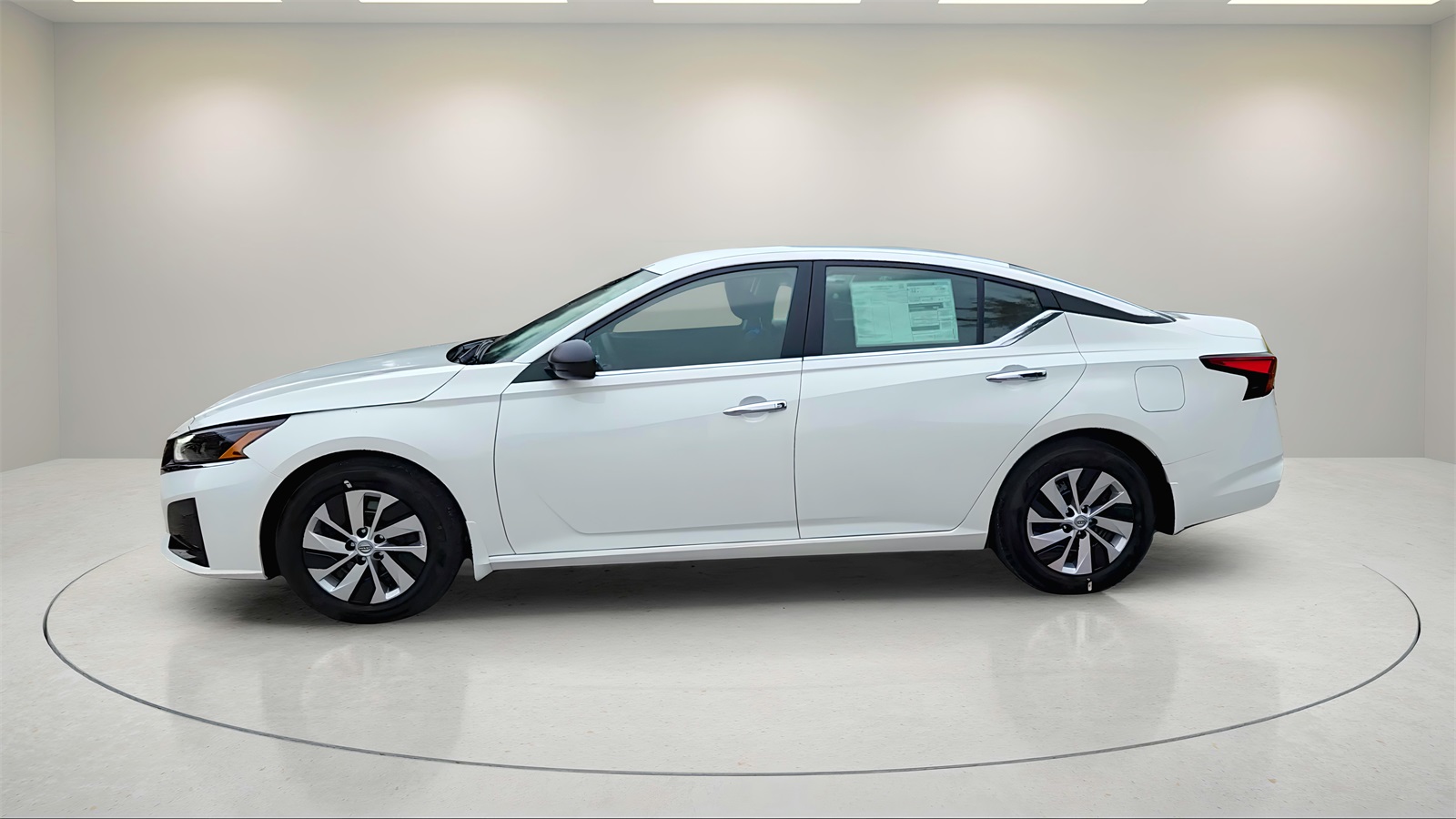 2025 Nissan Altima 2.5 S photo 4