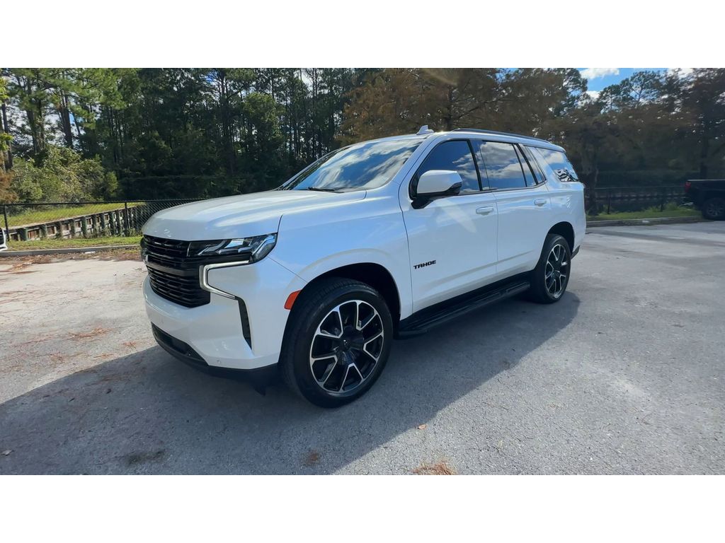 2024 Chevrolet Tahoe RST photo 4