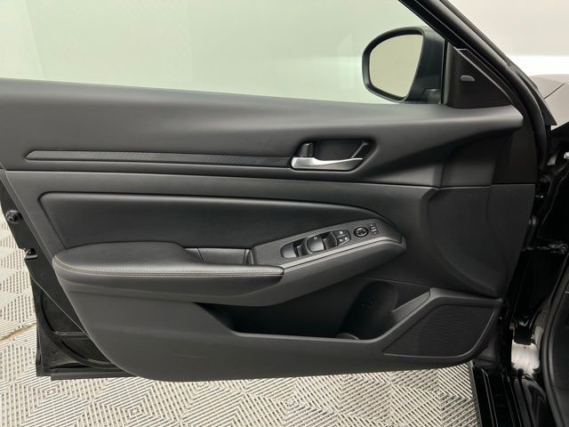 2024 Nissan Altima 2.5 SV photo 20