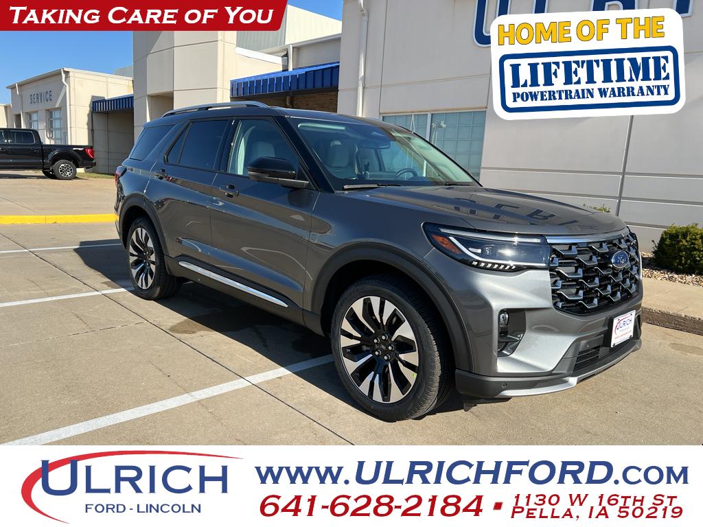 2026 Ford Explorer Platinum's photo