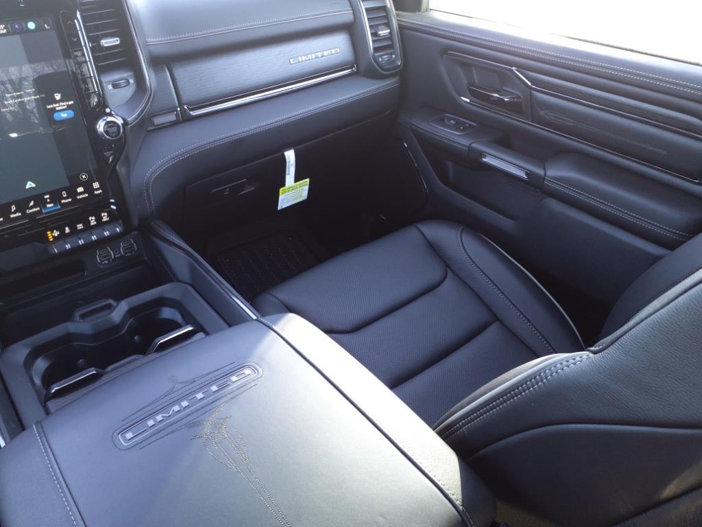 2022 Ram 1500 Limited photo 23