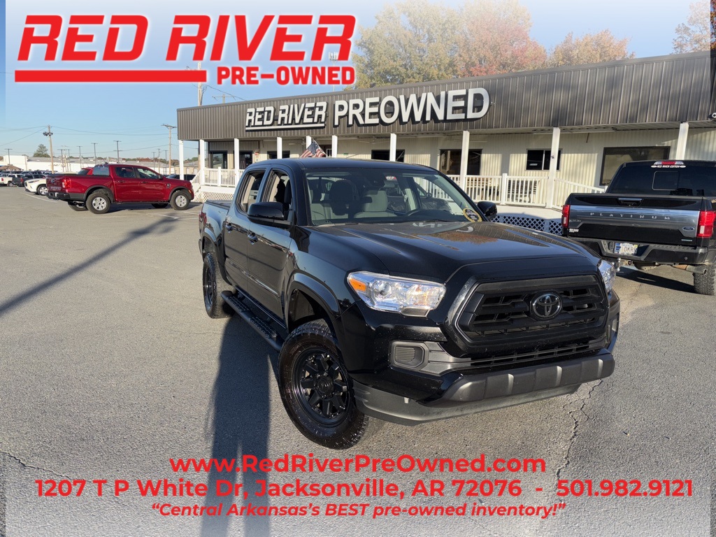 2023 Toyota Tacoma SR's photo
