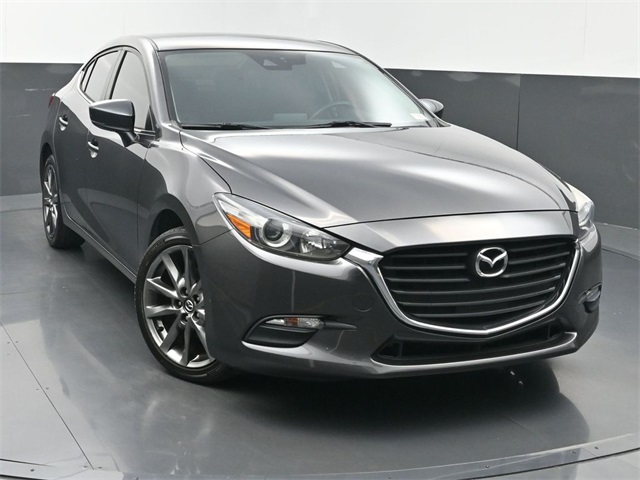 2018 Mazda Mazda3 Touring's photo