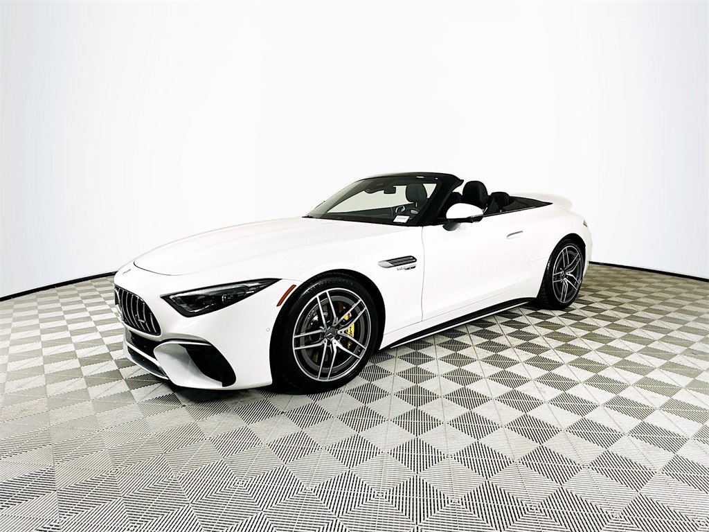 2022 Mercedes Benz SL 63 AMG photo 3