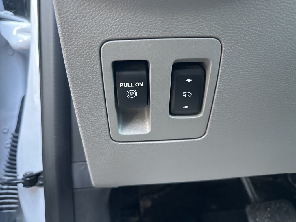 2019 Ford F-150 XLT photo 14