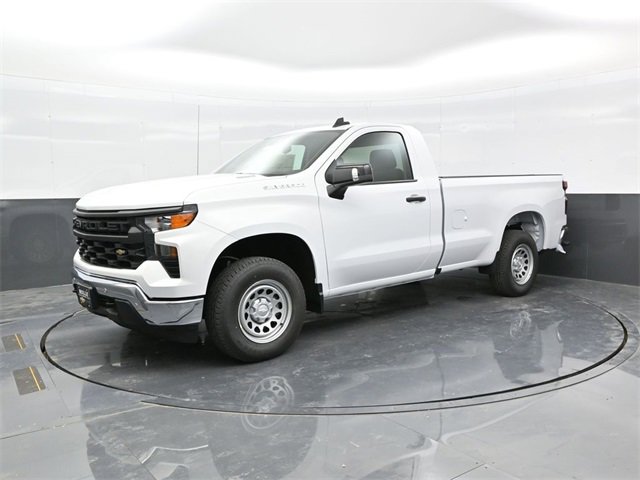 2025 Chevrolet Silverado 1500 photo 2