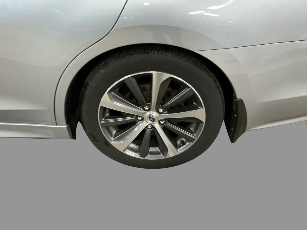 2015 Subaru Legacy 2.5i photo 14