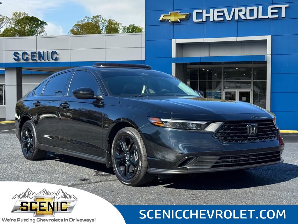 2025 Honda Accord SE's photo