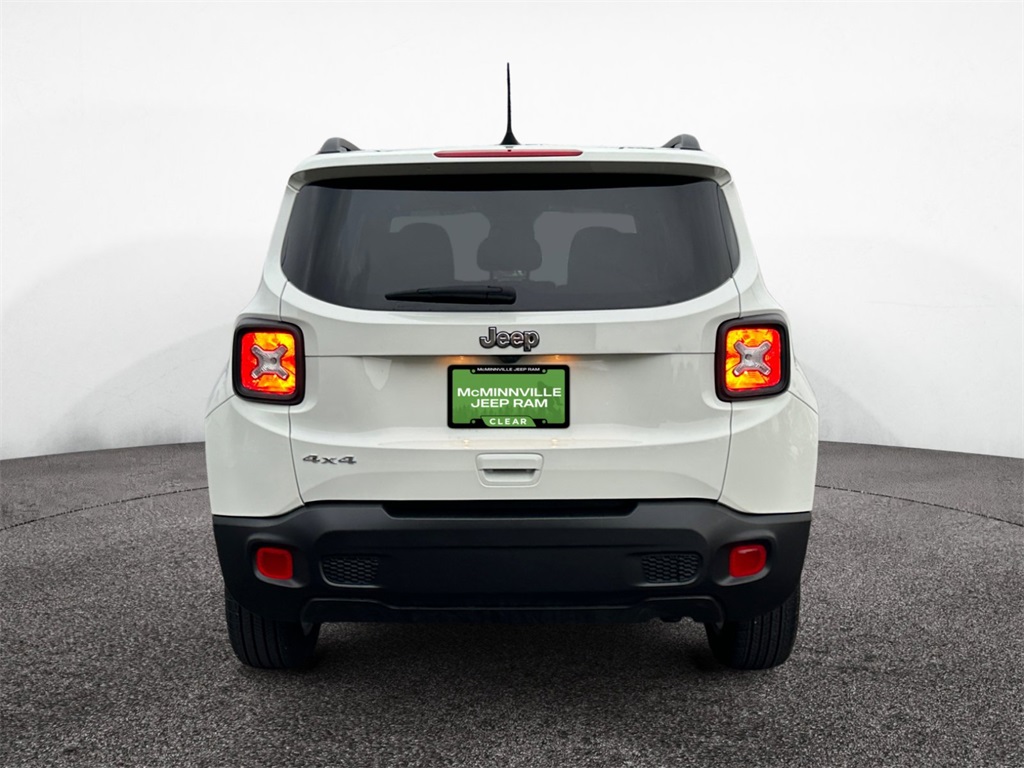 2023 Jeep Renegade Latitude photo 4