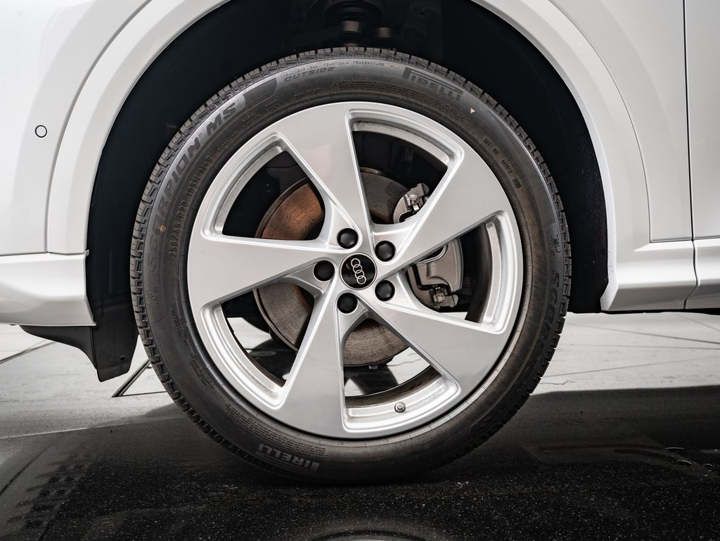2025 Audi Q5 2.0T Premium Plus photo 12