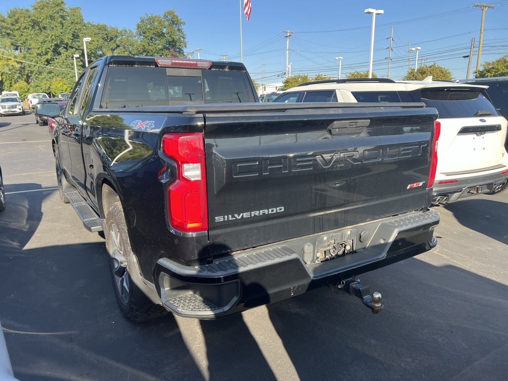 2019 Chevrolet Silverado 1500 RST photo 2