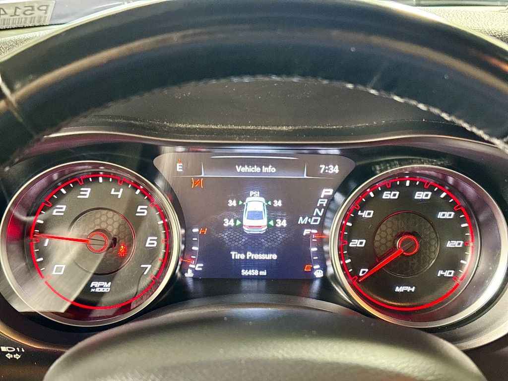 2021 Dodge Charger SXT photo 13