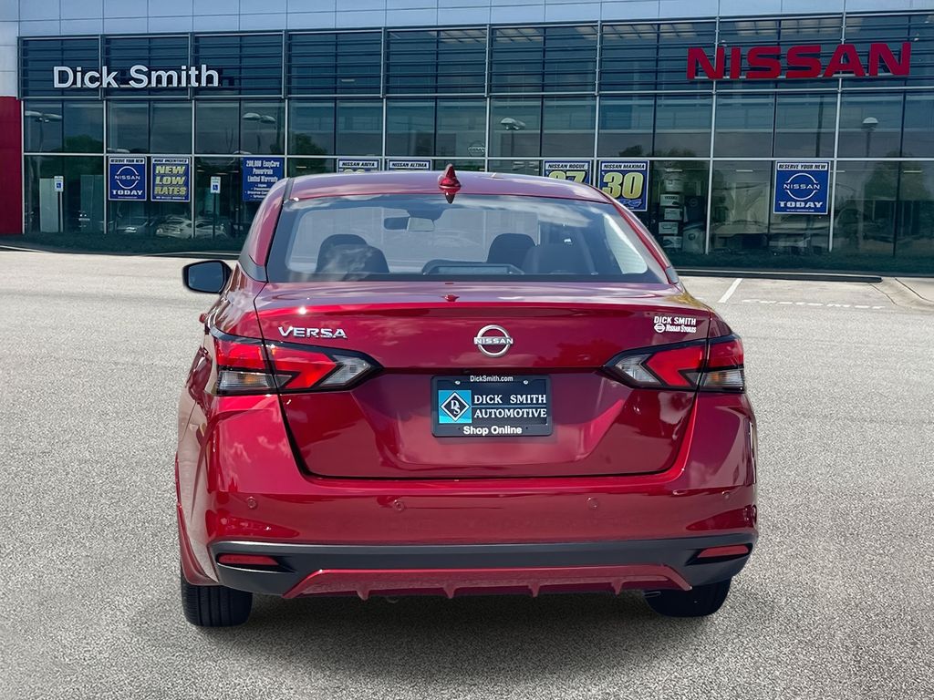 2025 Nissan Versa SV photo 5