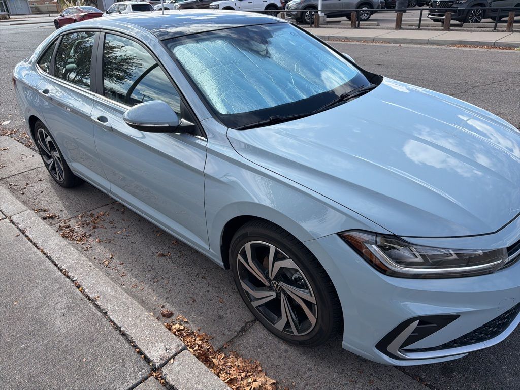 2026 Volkswagen Jetta 1.5T SEL photo 3