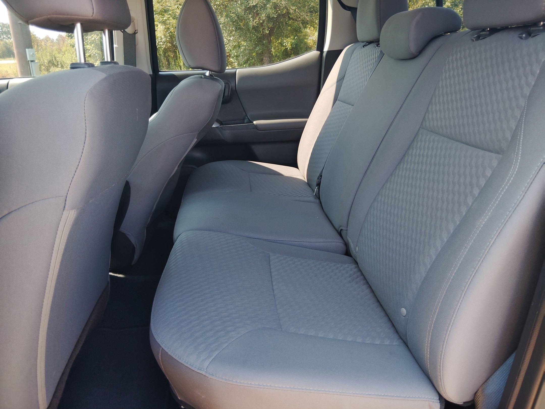2023 Toyota Tacoma SR5 photo 14