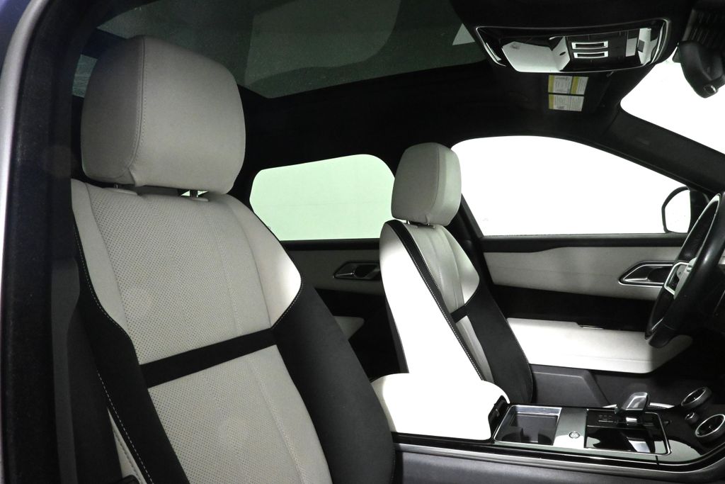 2023 Land Rover Range Rover Velar R-Dynamic S photo 34