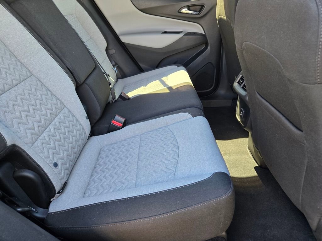 2023 Chevrolet Equinox LS photo 5