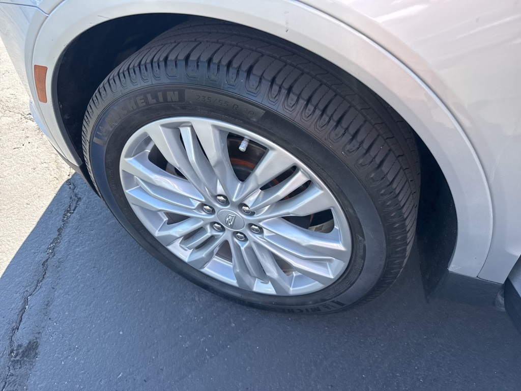 2019 Cadillac XT5 Premium Luxury photo 17