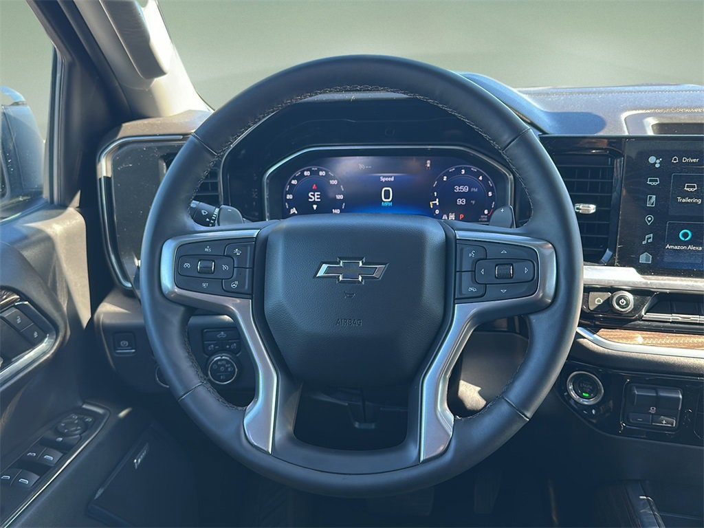 2024 Chevrolet Silverado 1500 RST photo 4