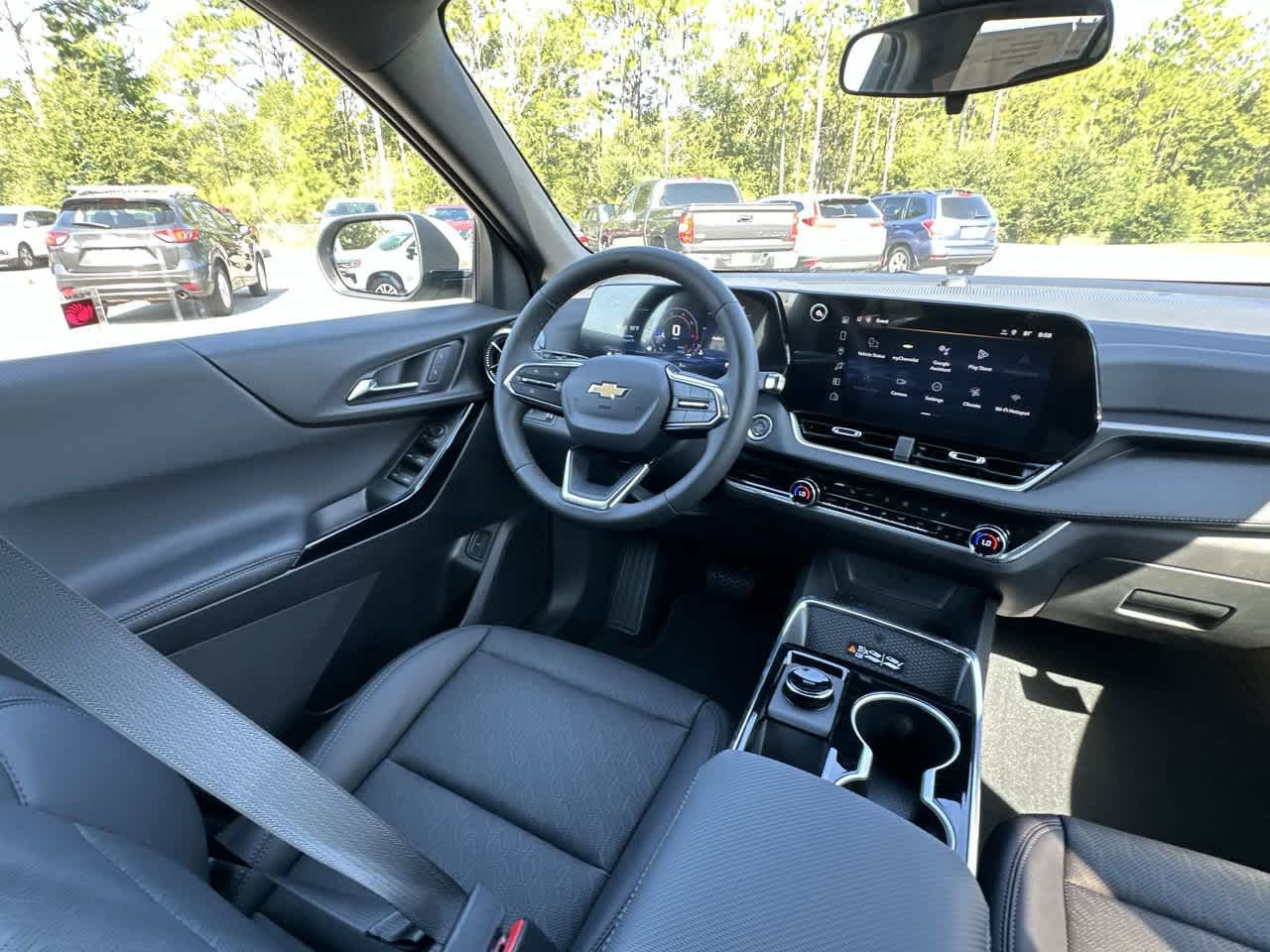 2026 Chevrolet Equinox LT photo 3