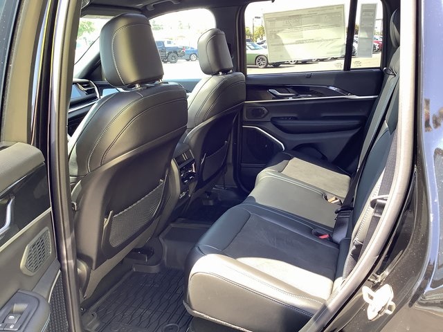 2023 Jeep Grand Cherokee Trailhawk 4xe photo 24