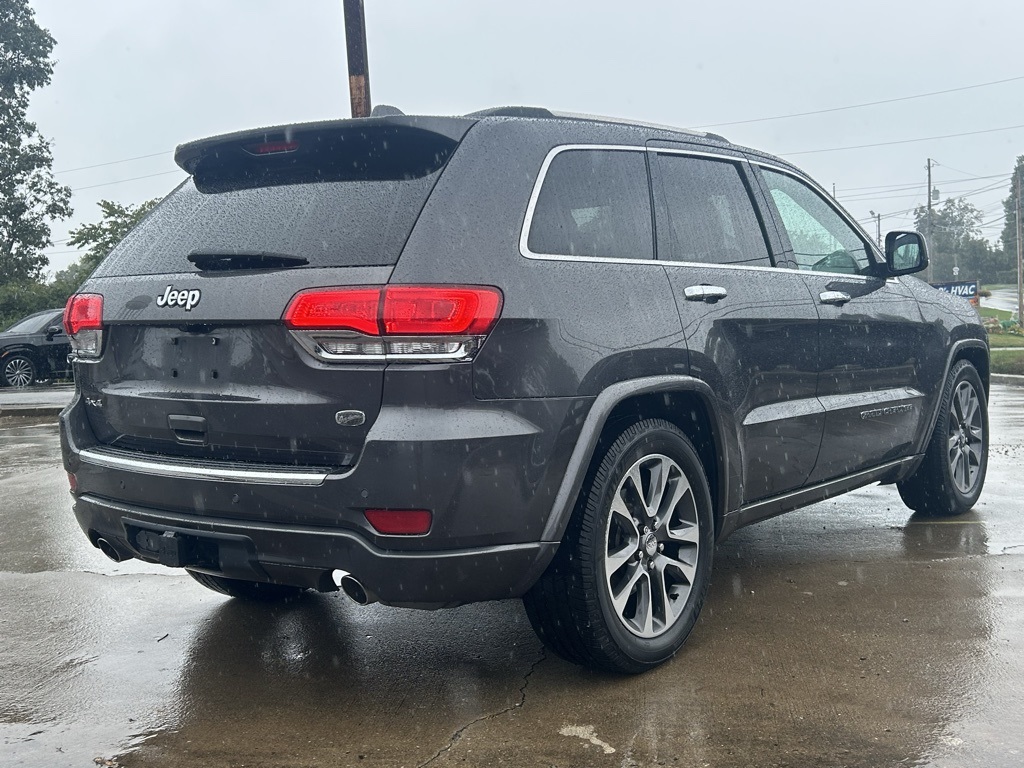 2017 Jeep Grand Cherokee Overland photo 4