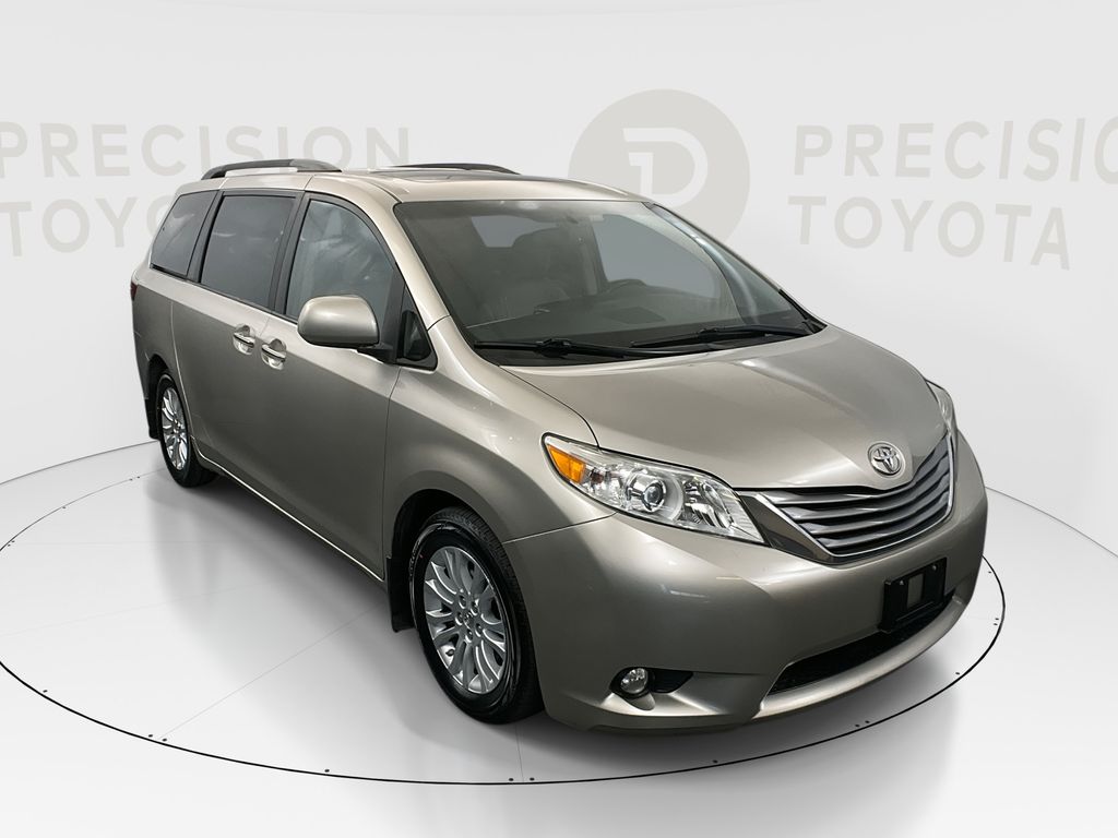 2016 Toyota Sienna XLE Premium