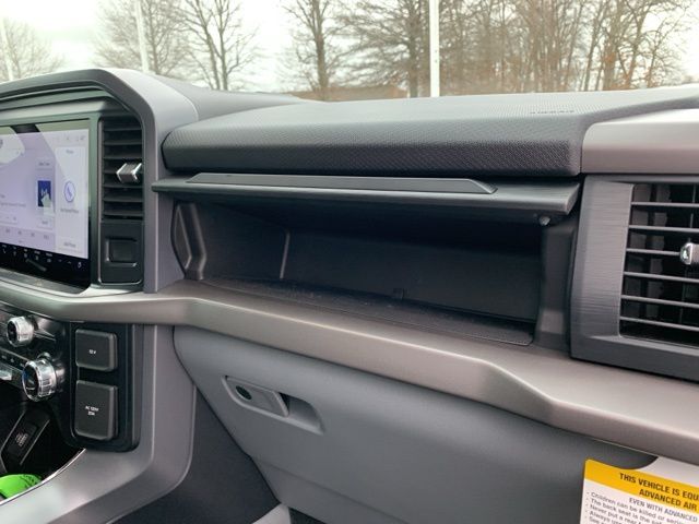 2025 Ford F-150 XLT photo 27