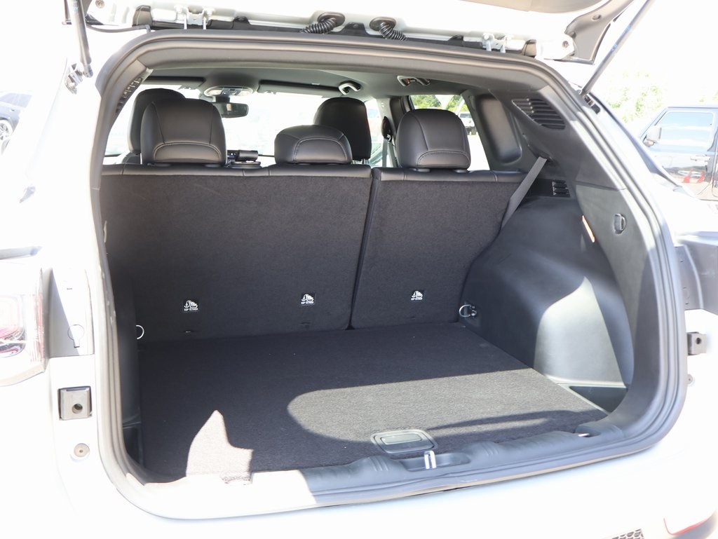 2025 Jeep Compass Latitude photo 14