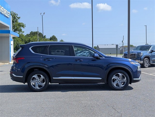 2022 Hyundai Santa Fe SEL photo 3