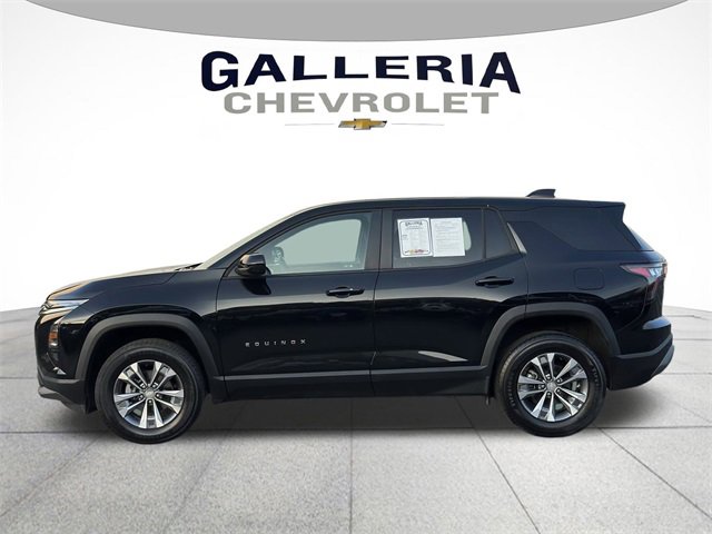 2025 Chevrolet Equinox LT photo 4
