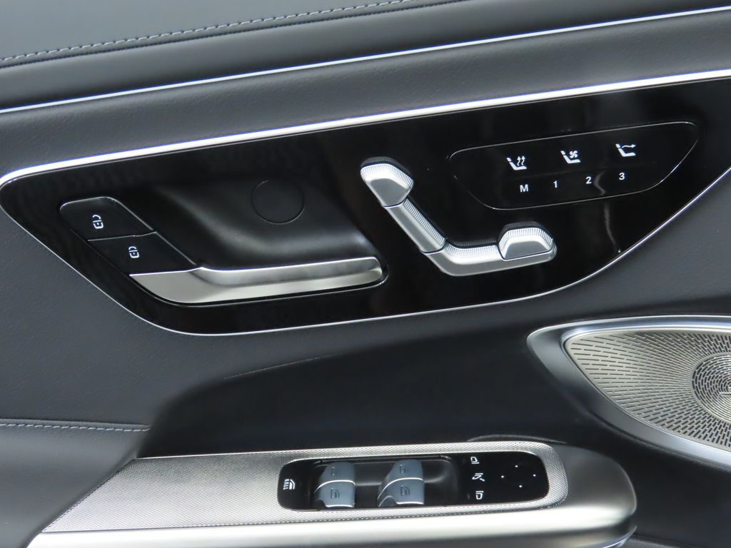 2026 Mercedes Benz CLE 300 4MATIC Cabriolet photo 30