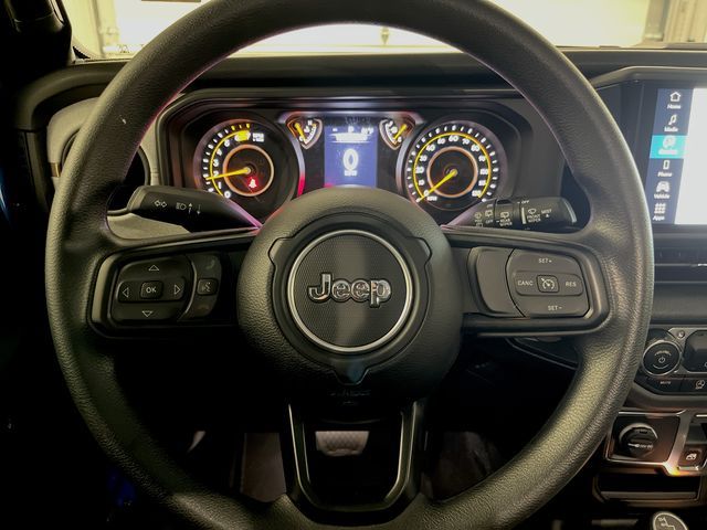 2025 Jeep Wrangler Sport photo 15