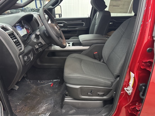 2026 Ram 2500 Big Horn photo 4